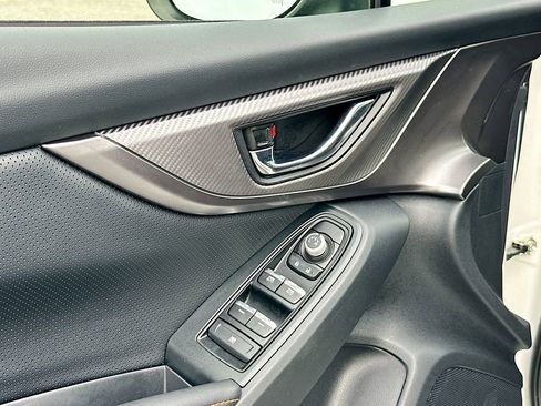 Used 2023 Subaru Crosstrek 2.5i Limited image 17