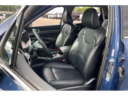 Used 2024 Kia Sorento S w/ Panoramic Sunroof Package FWD image 26