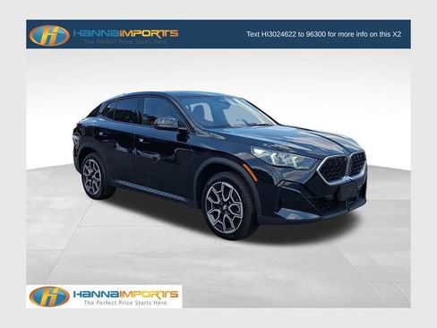 Used 2025 BMW X2 xDrive28i w/ Premium Package AWD/4WD image 1