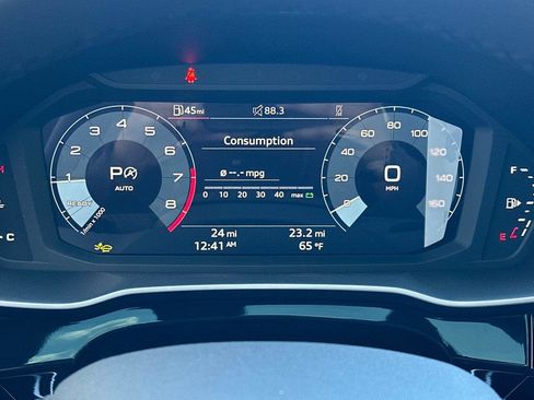 New 2025 Audi Q3 2.0T Premium image 23