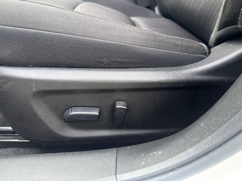 Used 2023 Nissan Altima 2.5 SV FWD image 9