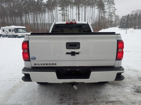 Used 2018 Chevrolet Silverado 1500 LT w/ Redline Edition image 5