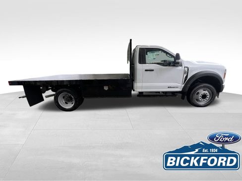 New 2025 Ford F550 2WD Regular Cab Super Duty image 4