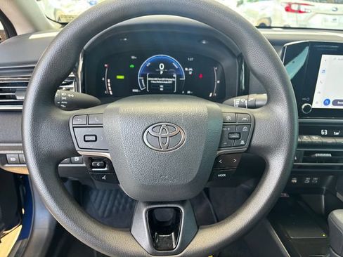 Used 2026 Toyota Camry LE FWD image 13