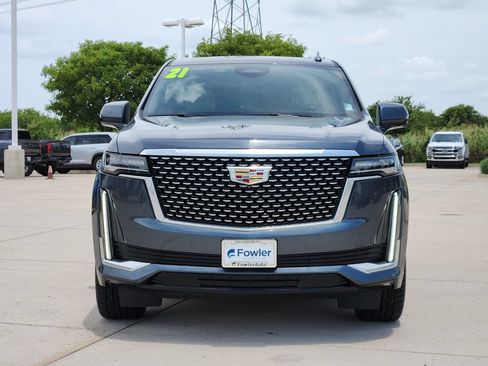 Used 2021 Cadillac Escalade Premium Luxury w/ LPO, Illumination Package AWD/4WD image 2