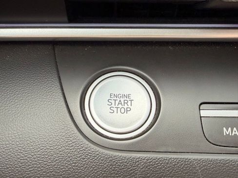 Used 2024 Hyundai Elantra SEL FWD image 16