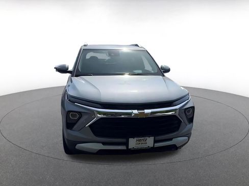 Used 2025 Chevrolet TrailBlazer LT AWD/4WD image 4
