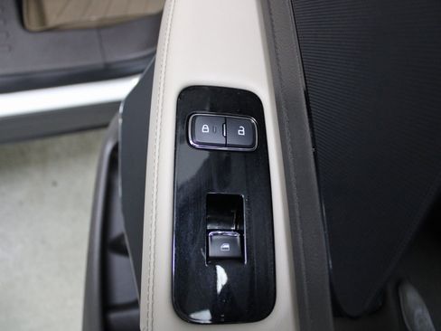 Used 2020 Lincoln Aviator Reserve w/ Equipment Group 201A image 30