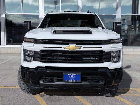 New 2026 Chevrolet Silverado 2500 Custom w/ Custom Convenience Package image 3