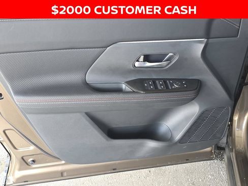 New 2026 Nissan Kicks SR FWD image 36