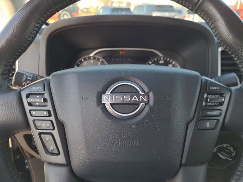 Used 2023 Nissan Frontier SV w/ SV Convenience Package image 23