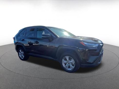 Used 2025 Toyota RAV4 XLE image 2