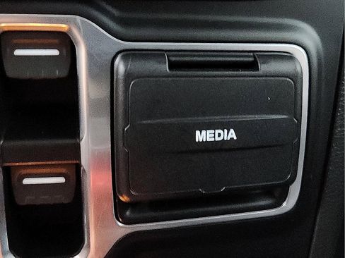 Used 2020 Jeep Wrangler Unlimited Rubicon w/ Dual Top Group image 17