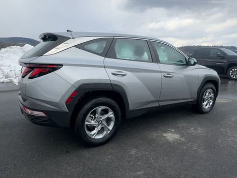 Used 2023 Hyundai Tucson SE image 8