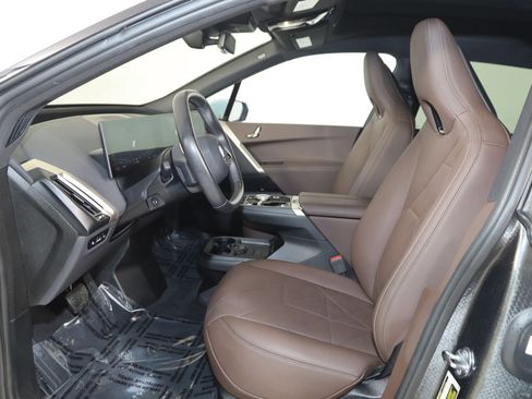 Used 2024 BMW iX xDrive50 w/ Convenience Package AWD/4WD image 12