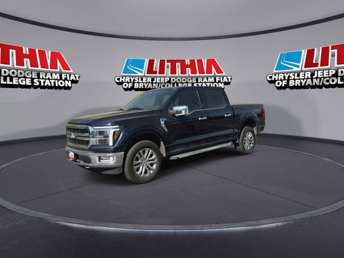 Used 2024 Ford F150 Lariat w/ FX4 Off-Road Package image 4