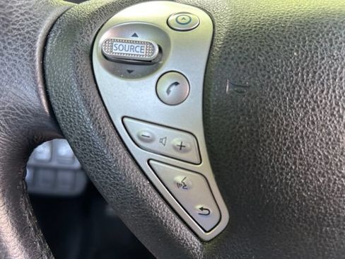 Used 2015 Nissan Leaf SL FWD image 18