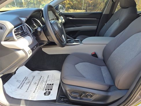 Used 2023 Toyota Camry LE w/ Convenience Package image 24