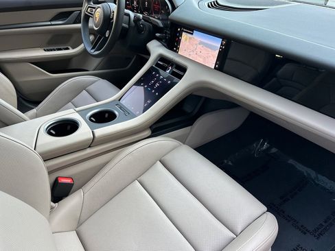 New 2025 Porsche Taycan image 16