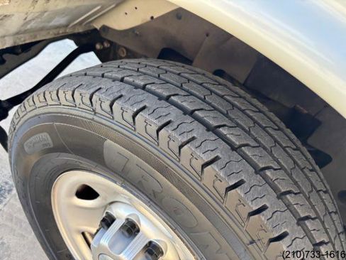 Used 2021 Chevrolet Express 2500 w/ Driver Convenience Package image 30