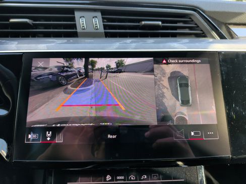 Certified 2023 Audi e-tron Premium w/ Convenience Plus Package AWD/4WD image 25