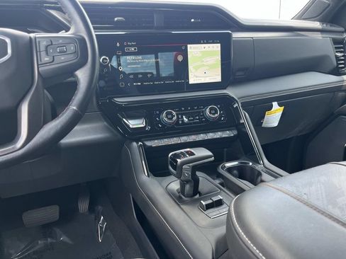 Used 2023 GMC Sierra 1500 AT4X AWD/4WD image 14
