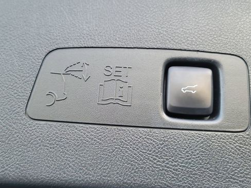 Used 2020 Lincoln Corsair Reserve image 22