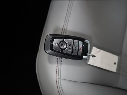 New 2026 Ford Explorer Active w/ Active Comfort Package RWD image 40