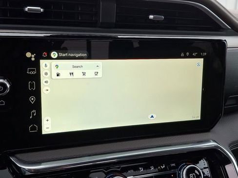 New 2026 GMC Sierra 2500 Denali w/ Denali Reserve Package image 13