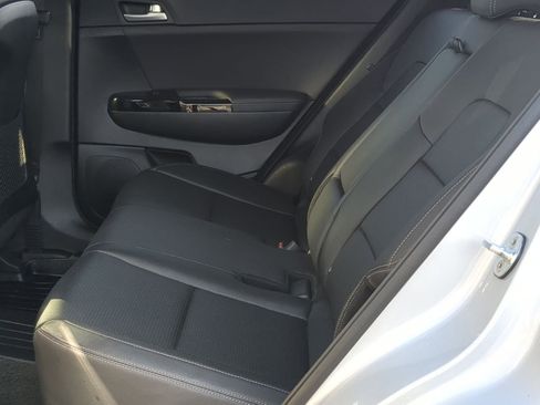 Used 2022 Kia Sportage EX image 22