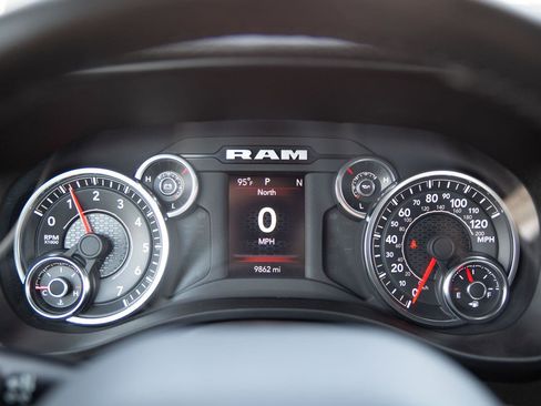 Used 2023 RAM 1500 Big Horn AWD/4WD image 13