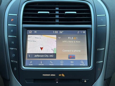 Used 2020 Lincoln Nautilus Reserve image 17