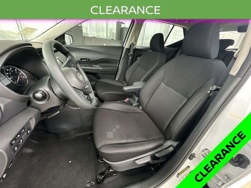 New 2025 Nissan Kicks Play S image 13