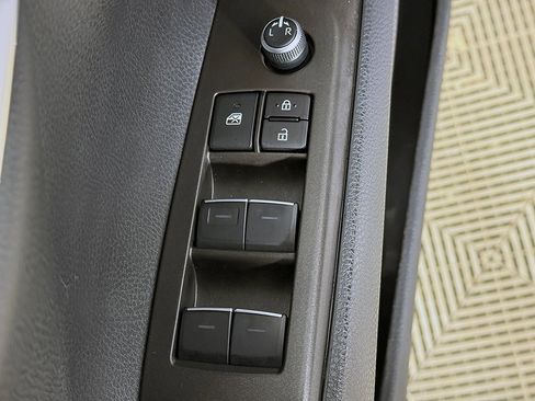 Used 2024 Toyota Camry XSE image 31