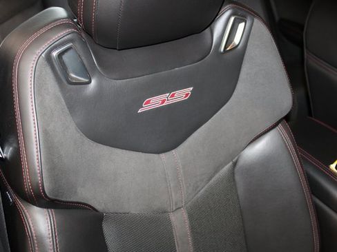 Used 2017 Chevrolet SS Base image 36