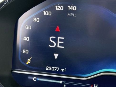 Certified 2025 Chevrolet Silverado 1500 LT w/ Safety Package AWD/4WD image 18