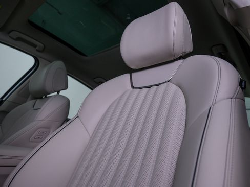 New 2026 Genesis G70 2.5T Prestige image 19