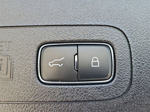 Used 2022 Lincoln Aviator Reserve image 24