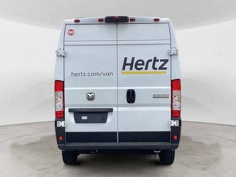 Used 2026 RAM ProMaster 2500 w/ Convenience Group FWD image 4