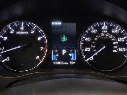 Used 2014 Mitsubishi Outlander GT AWD/4WD image 23