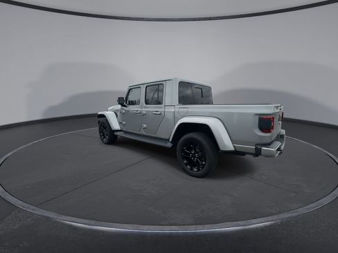 Used 2021 Jeep Gladiator Overland image 6