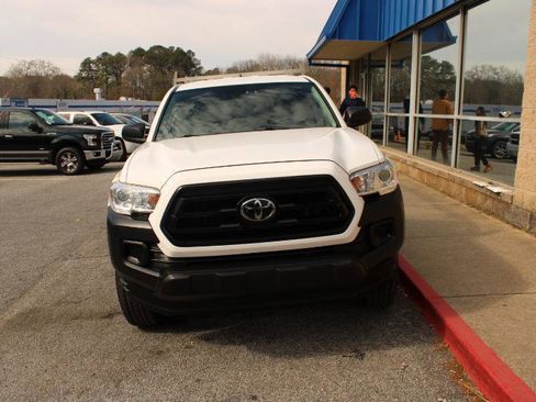 Used 2021 Toyota Tacoma SR image 2