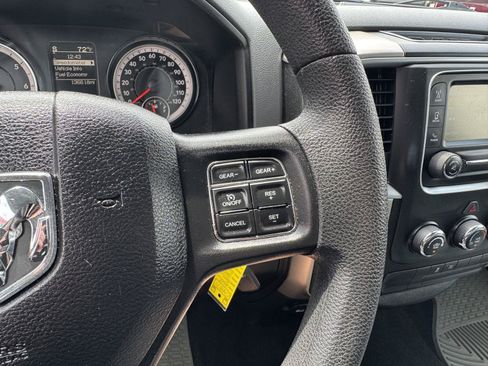 Used 2019 RAM 1500 Classic SLT AWD/4WD image 17
