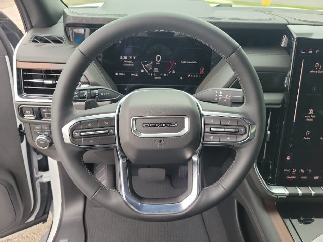 New 2026 GMC Yukon Denali AWD/4WD image 22
