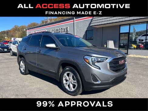 Used 2018 GMC Terrain SLE w/ Driver Convenience Package image 2