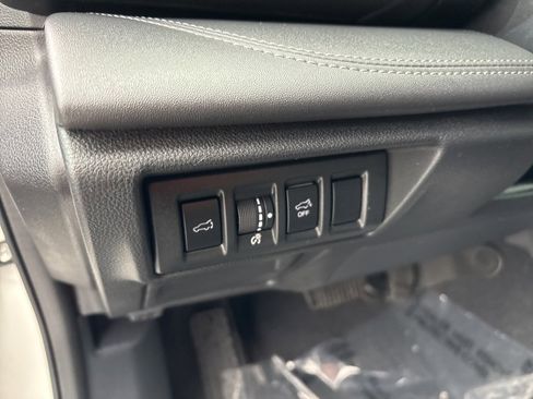 Certified 2025 Subaru Outback Limited XT w/ Popular Package #2 image 22