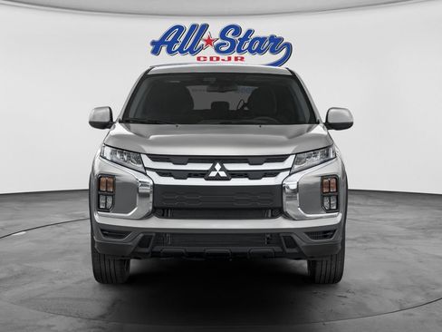 Used 2026 Mitsubishi Outlander Sport LE AWD/4WD image 4