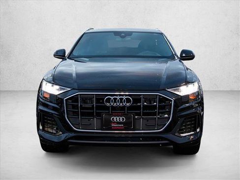 Used 2019 Audi Q8 Prestige image 2