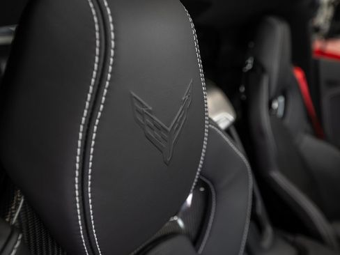 Used 2024 Chevrolet Corvette Z06 RWD image 15