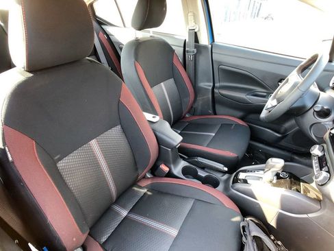 New 2025 Nissan Versa SR image 25